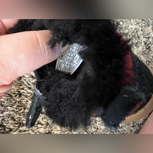 Ugg Baby Black Red Plaid Pritchard Boots Infant Newborn Size 0/1 - Picture 15 of 16